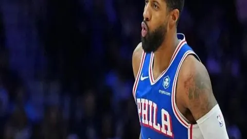 中国短道速滑男子5000米接力世巡赛夺银，人民日报客户端资讯发布